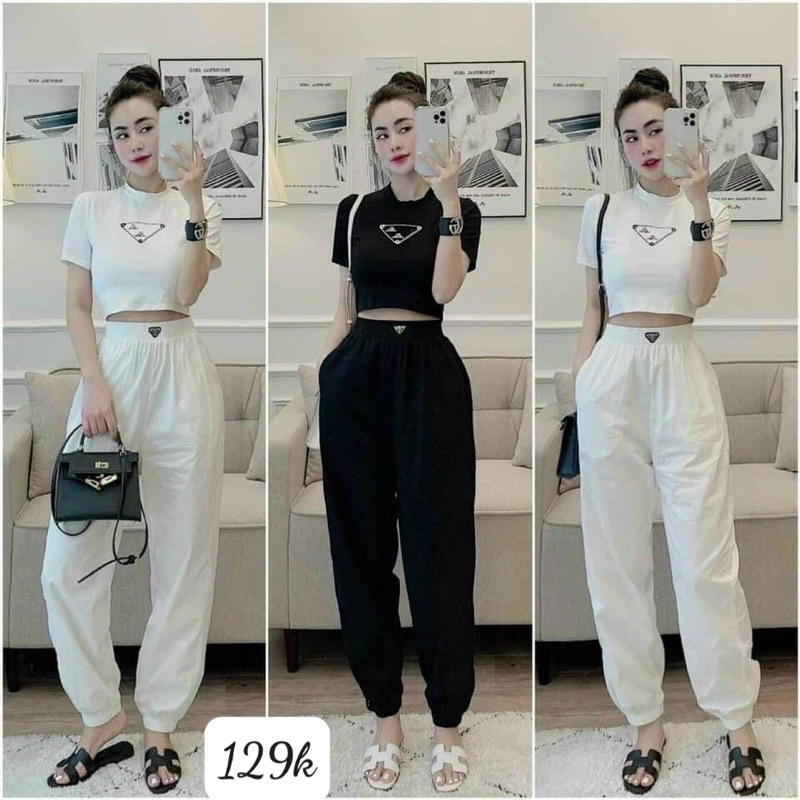 Bộ thể thao croptop cá tính