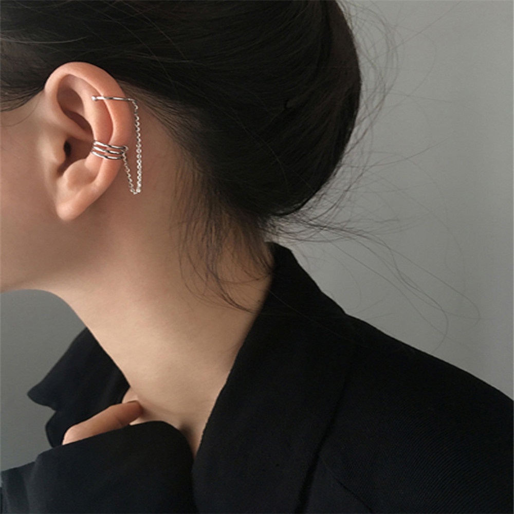 Khuyên tai dạng kẹp phối dây xích phong cách gothic cá tính thời trang cho nữ