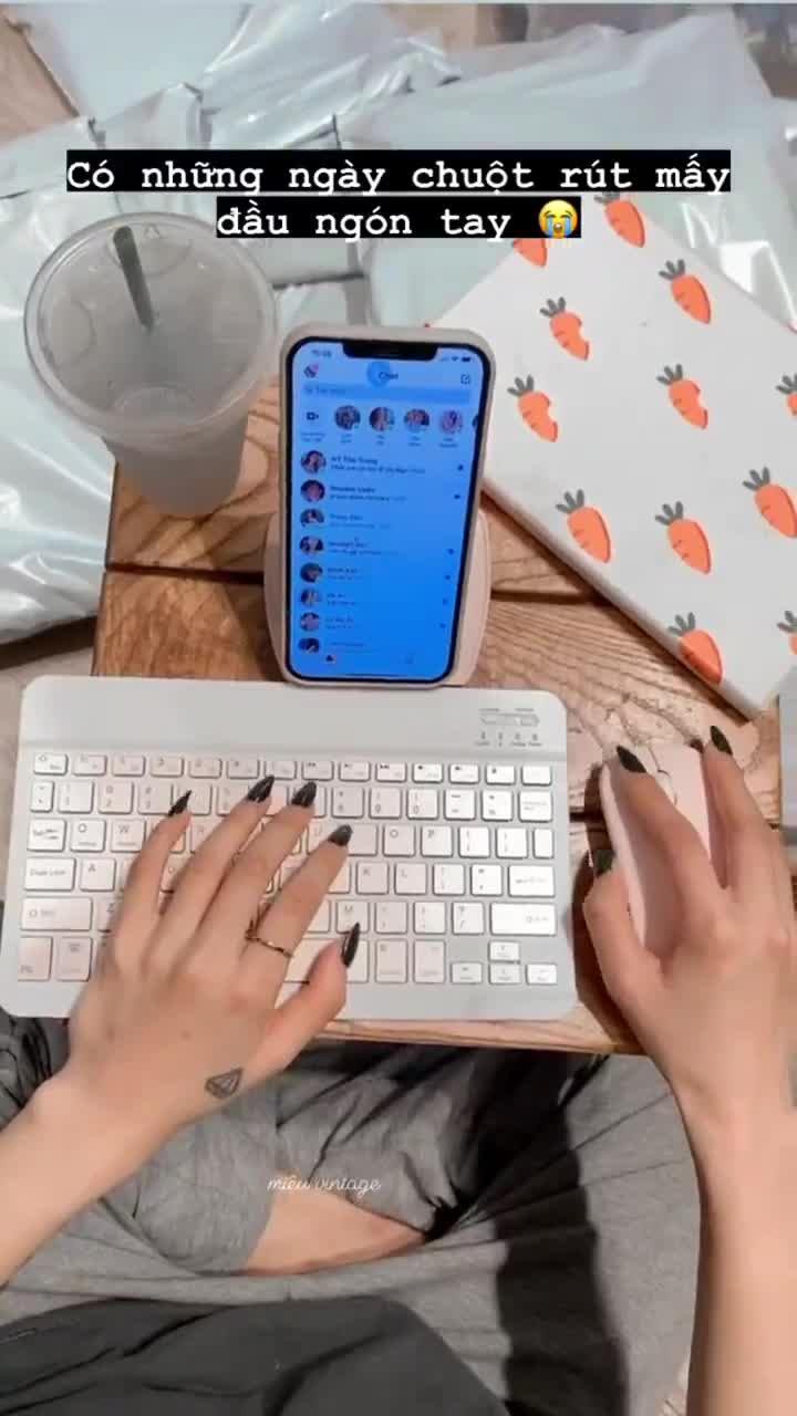 Bàn phím không dây Bluetooth mini màu Macaron thiết kế màu nhẹ, phím ấn cực êm không gây tiếng ồn, nhiều màu sắc | BigBuy360 - bigbuy360.vn