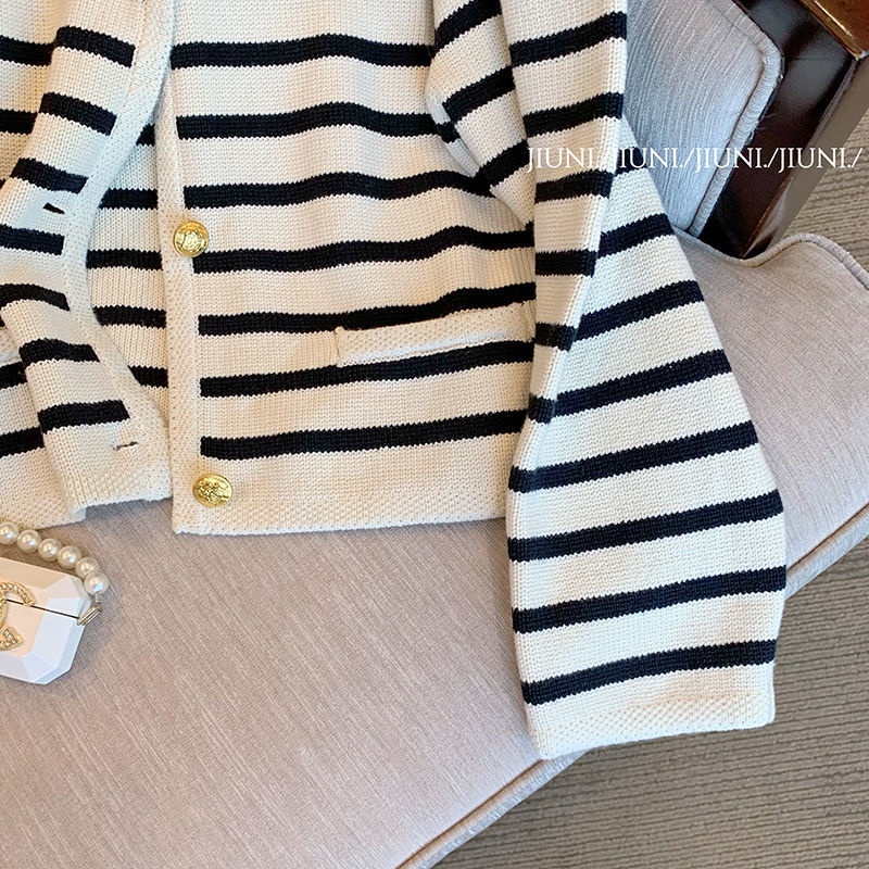 Áo Sweater Tay Dài Kẻ Sọc Thời Trang Cá Tính Kiểu Hàn Quốc 208225