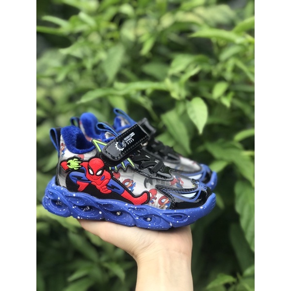 Giầy thể thao siêu nhân spider man bé trai có đèn led cảm ứng nhấp nháy ngoài da pu mềm cá tính, đến sz36 QCCC A111