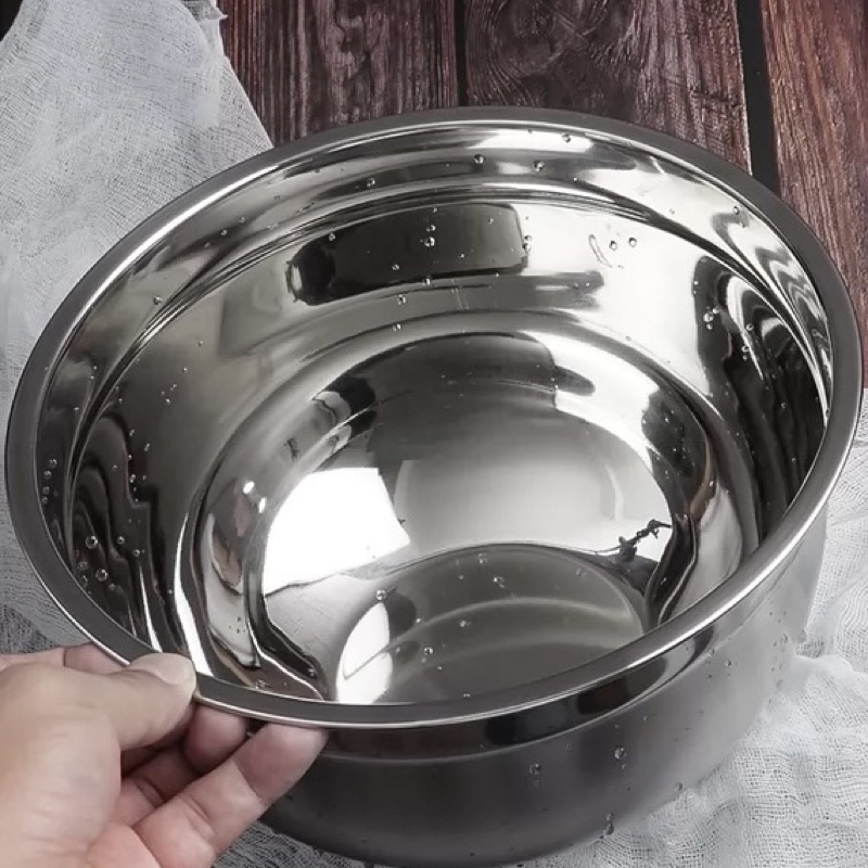 Âu, tô trộn bột đánh trứng dày dặn bằng inox có đế chống trượt