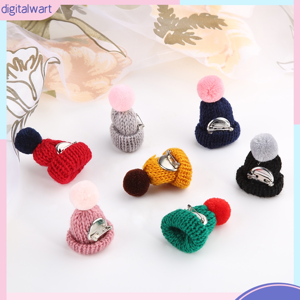 Ghim Cài Áo Hình Nón Len Đính Banh Lông Thời Trang Nữ Tính