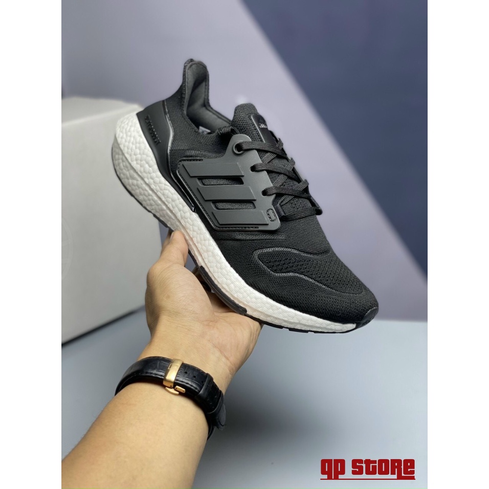 Giày Thể Thao Adidas Ultraboost 22