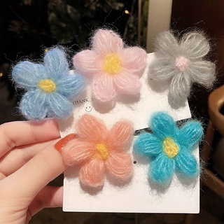 Kẹp tóc phối hoa xinh xắn🌺🌺🌺