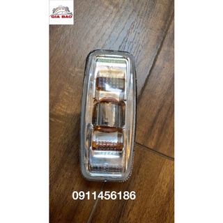 Đèn xi nhan tai xe nissan sunny