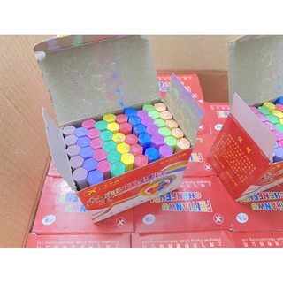 phấn viết bảng lục giác màu và trắng, trang trí vẽ bảng