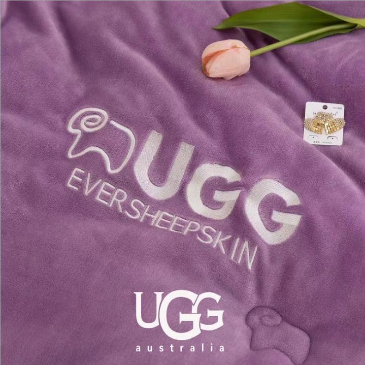 Chăn Lông Cừu UGG Úc Nhập Khẩu- Màu Tím Siêu Đẹp Mịn Nhà Cô Tấm
