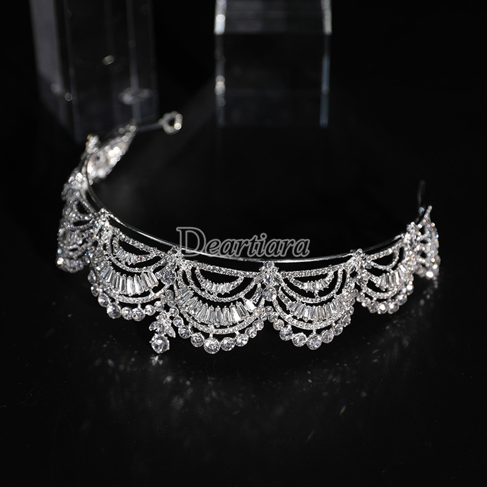 Cài tóc hình vương miện đính đá lấp lánh sang trọng dành cho cô dâu