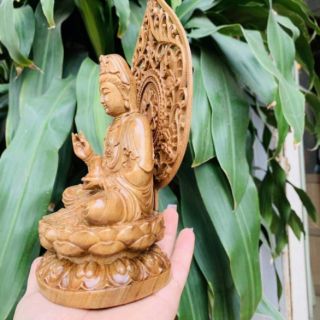 Tượng phật bà quan âm gỗ bách