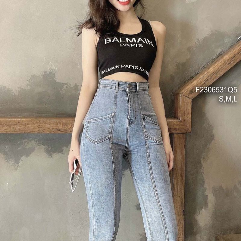 Quần jean dài sọc gân giữa lưng cao đắp hai túi kiểu trước!
