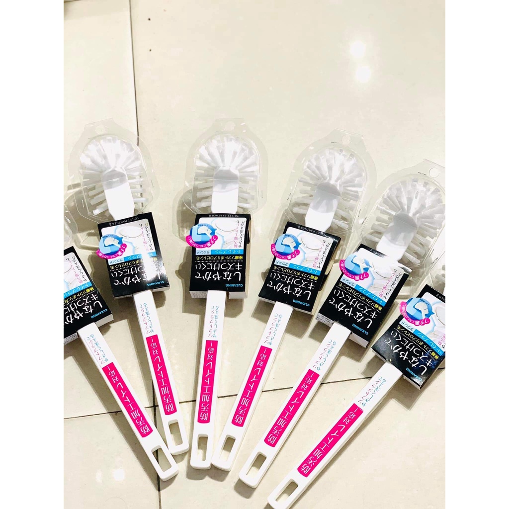 Chổi cọ toilet đầu tròn Kirei INOCHI