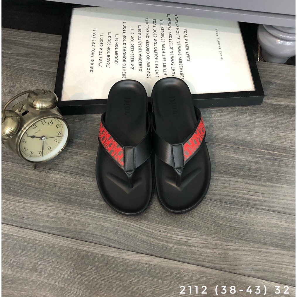 Dép Xỏ Ngón Nam, Dép Kẹp Nam Logo Thương Hiệu Màu Đen Đế Cao Su Chống Trượt Cực Bền - AKEY SHOP- 2086