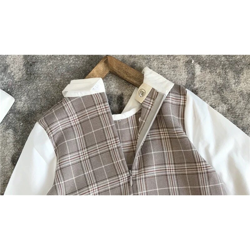 Váy đầm kẻ caro cho bé gái