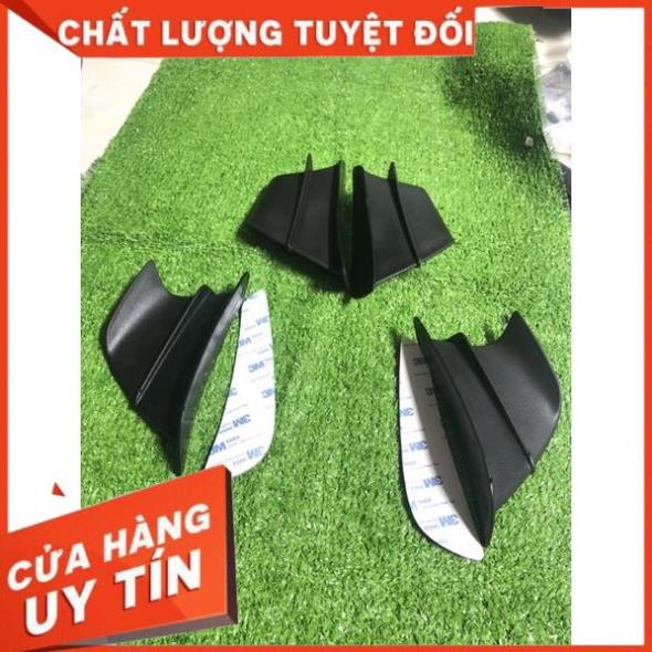 Cánh gió ducati cho yamaha r15 r15v3 cbr gsx r1 r6 gắn được mọi loại xe nha sale