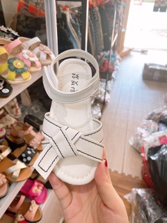 Sandal bé gái sz 26-30