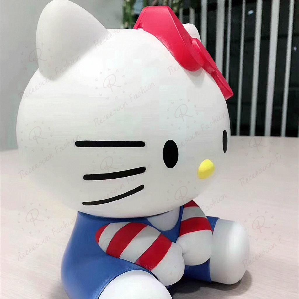 Bình nước Hello Kitty kèm ống hút