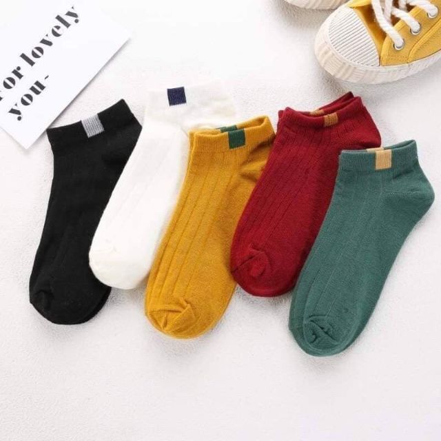 Vớ Bé trai và bé gái. Đủ màu như mẫu .chi bé từ 2 tuổi tới 15 tuổi .