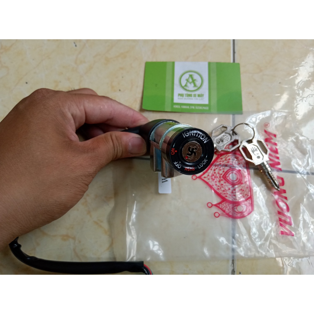 Bộ ổ khóa trước WAVE NHỎ chìa khóa 4 cạnh dấu cộng