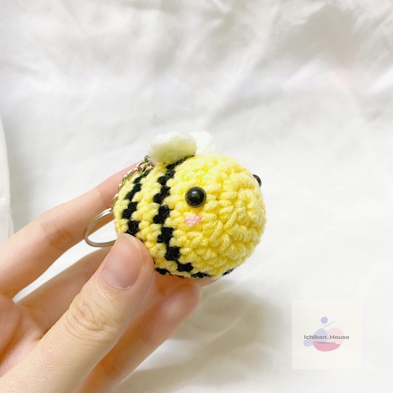 Móc khoá len Ong vàng Little Bee len nhung mềm mịn - Ichiban house