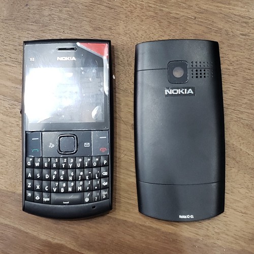 Vỏ Nokia X2-01 có sườn - có kèm phím