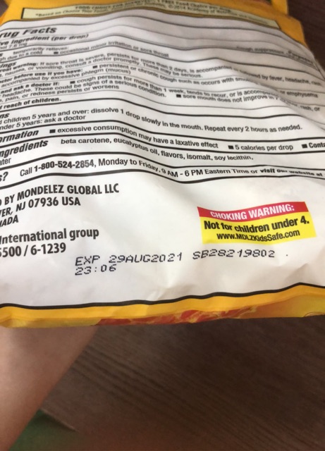 Kẹo ngậm Halls sugar free 180 viên của Mỹ