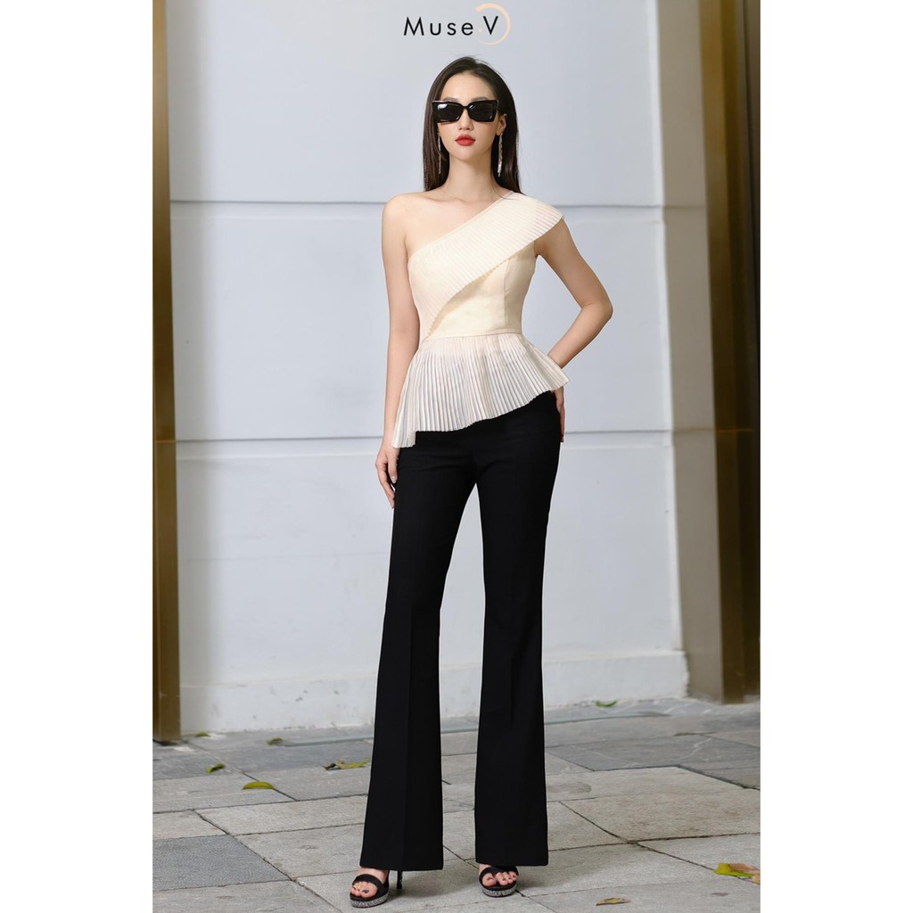 sét áo lệch vai dập ly hàng cao cấp kèm quần ống loe tôn dáng tôn da phù hợp mặc rất nhiều nơi nhẹ nhàng sang trọng