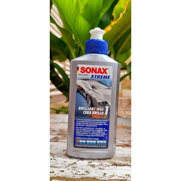 Wax phủ bề mặt sơn sáng bóng, hiệu ứng lá sen chống bám nước - Sonax xtreme brilliant wax 1