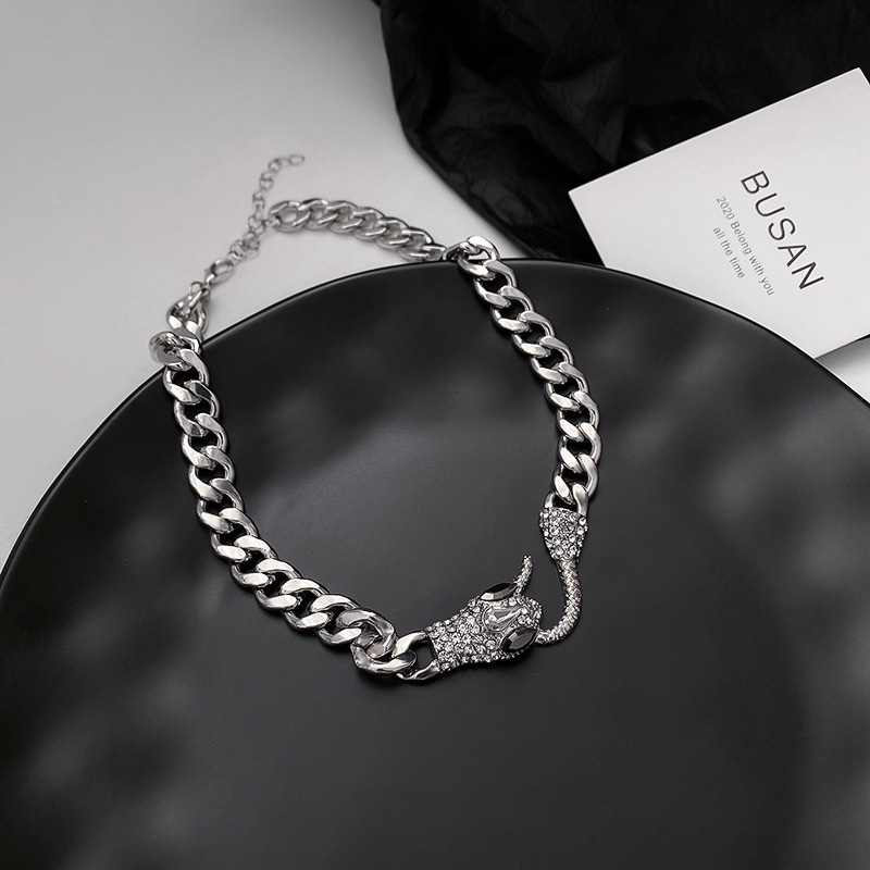 Vòng cổ Hình Rắn Đính Đá Đơn Giản Cá Tính Thời Trang