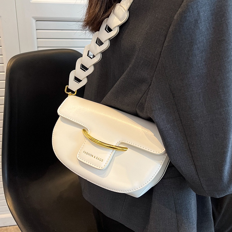 Túi Đeo Vai Thời Trang Dễ Phối Đồ Cho Nữ