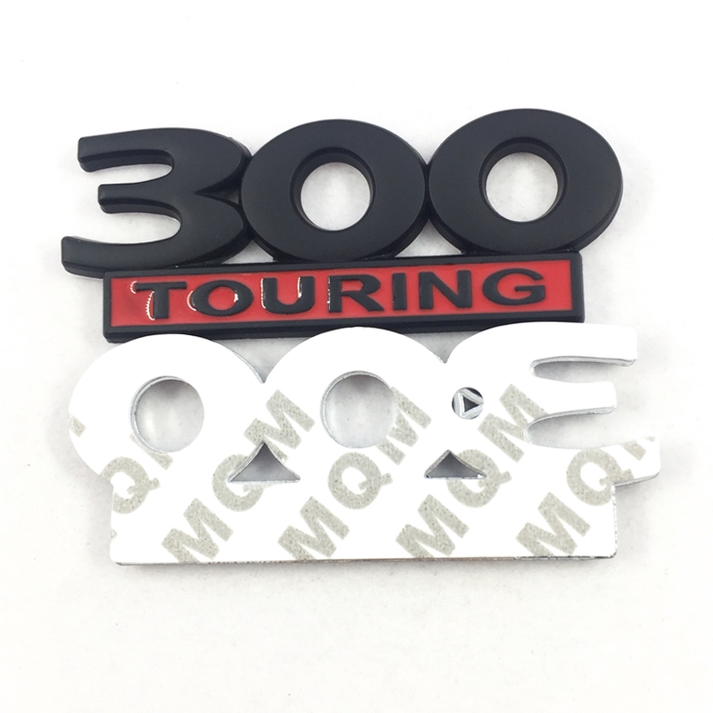 Lô gô bằng kim loại hoạ tiết đơn giản trang trí xe Chrysler Dodge Jeep