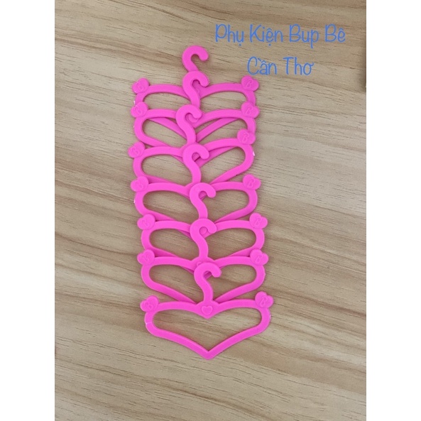 Set 20 móc áo cho bup bê Barbie, Xinyi, Kexin, Licca..