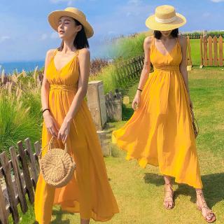Đầm hai dây màu vàng thời trang đi biển mùa hè dành cho nữ