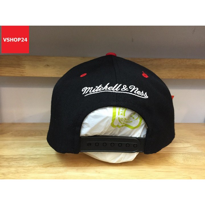MŨ SNAPBACK VNXK CAO CẤP MITCHELL & NESS CHICAGO BULL 246