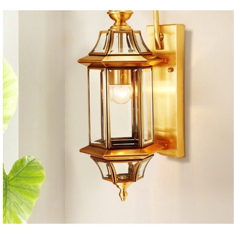 Đèn tường đồng sịn sò kèm bóng st64 (như hình)