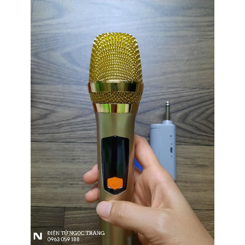 Micro Không Dây Cho Loa Kéo - sóng UHF hỗ trợ đổi tần số