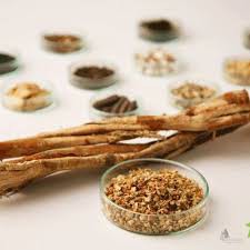 CHIẾT XUẤT CAM THẢO ( LICORICE ROOT EXTRACT ) | BigBuy360 - bigbuy360.vn