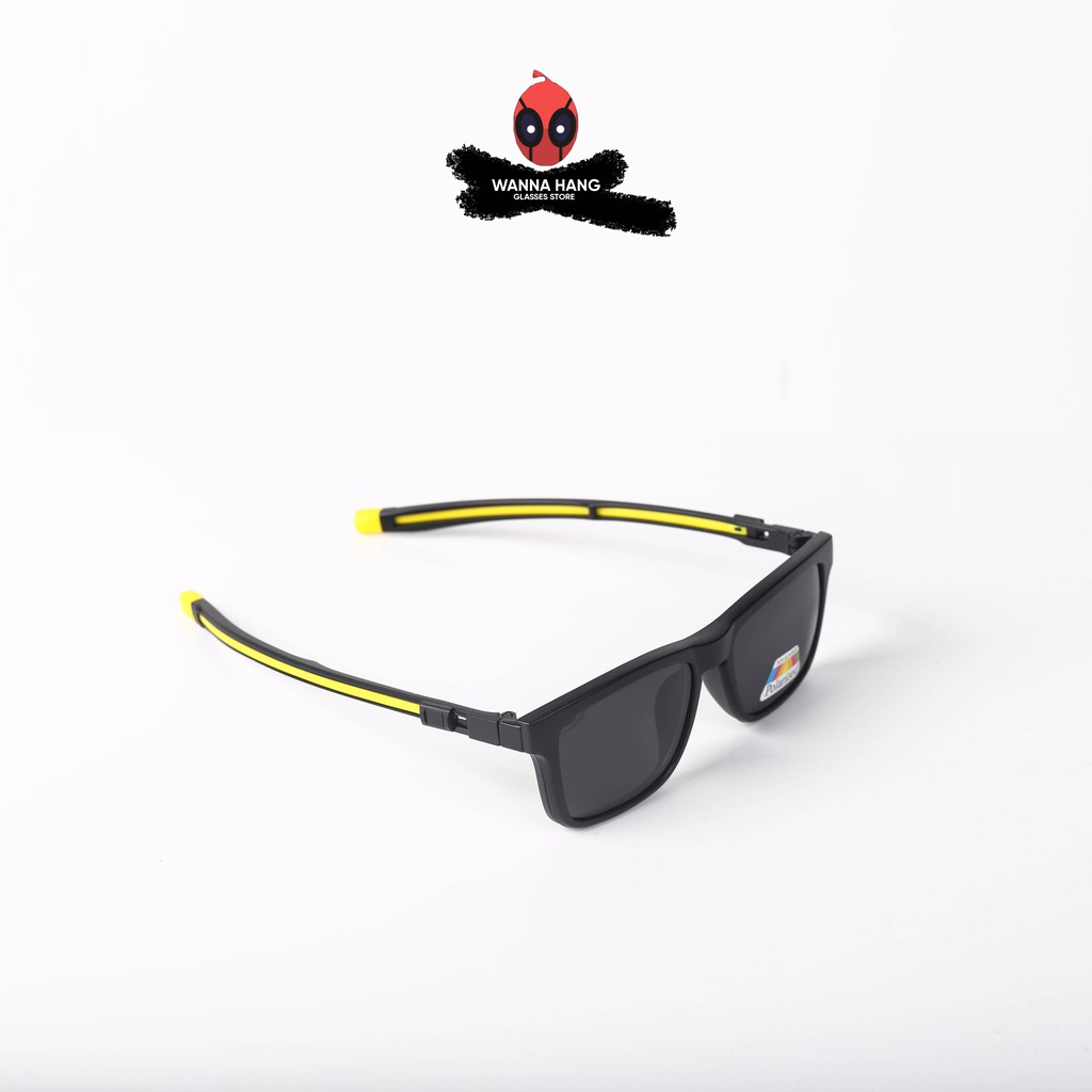 Gọng Kính Cận Thể Thao Nam Nữ 5 Trong 1 Siêu Nhẹ Chịu Lực Có Nam Châm Giữ Cố Định (KTT-01) - Tặng Bao Da Và Bộ 5 Mắt Râm | BigBuy360 - bigbuy360.vn