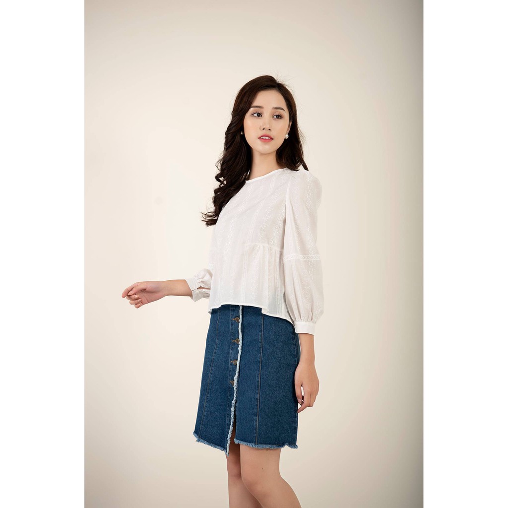 Chân váy jean tà lệch GUMAC VJB3228 | BigBuy360 - bigbuy360.vn