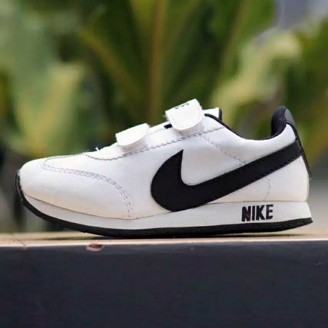 Giày Thể Thao Nike Thời Trang Năng Động Cho Nam Nữ