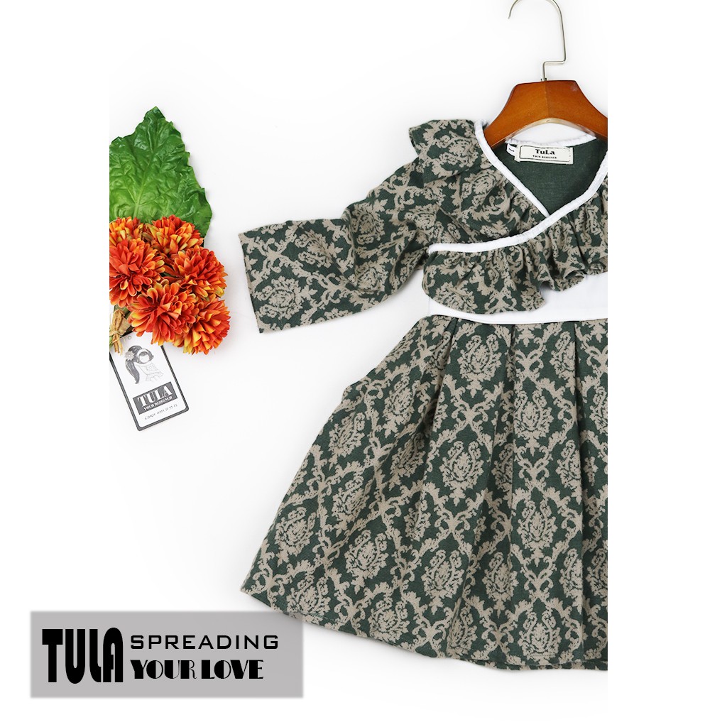 Váy Đầm Bé Gái Gắn Nơ Trắng Họa Tiết Xinh Trên Nền Xanh Lá Đậm Phù Hợp Thu Đông Cho Bé