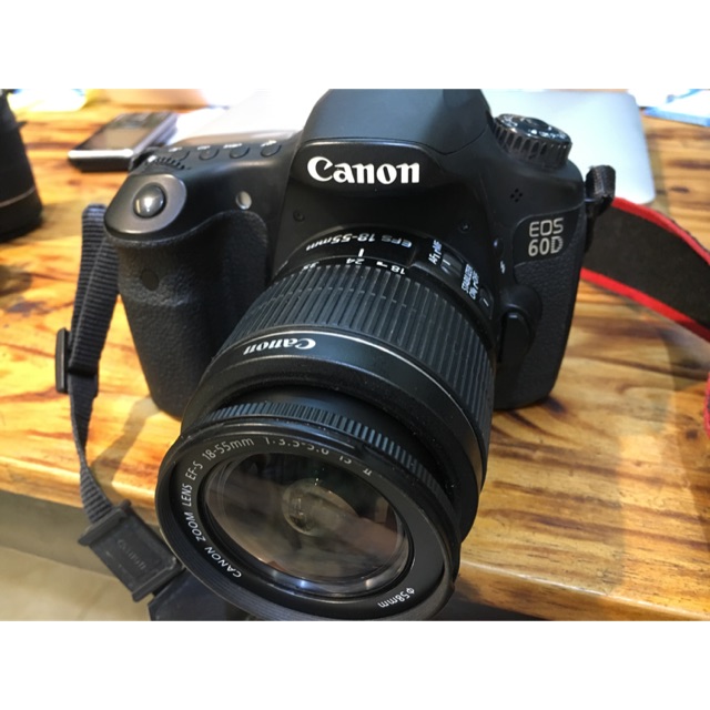 Máy ảnh canon 60D kèm kit 18-55mm IS II đẹp