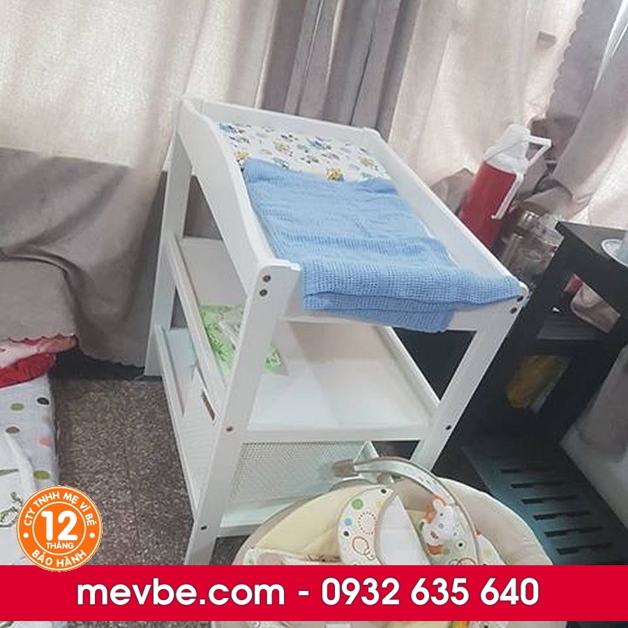 Kệ 03 tầng kiêm bàn thay tả/bỉm màu trắng - Mẹ Vì Bé