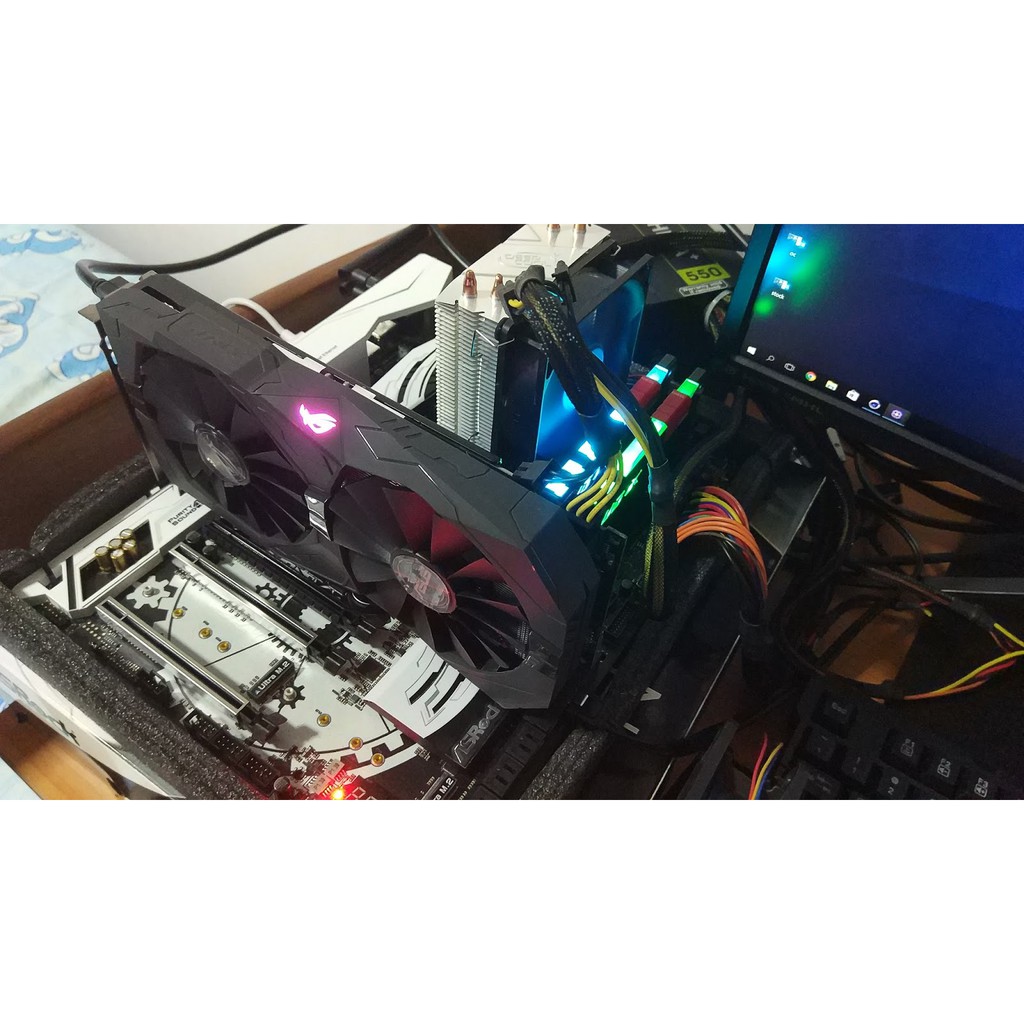 Card màn hình VGA Asus ROG STRIX RX 570 8G