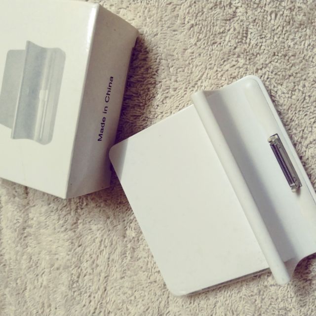 Đế sạc dùng chung cho iP4 & iP Mini