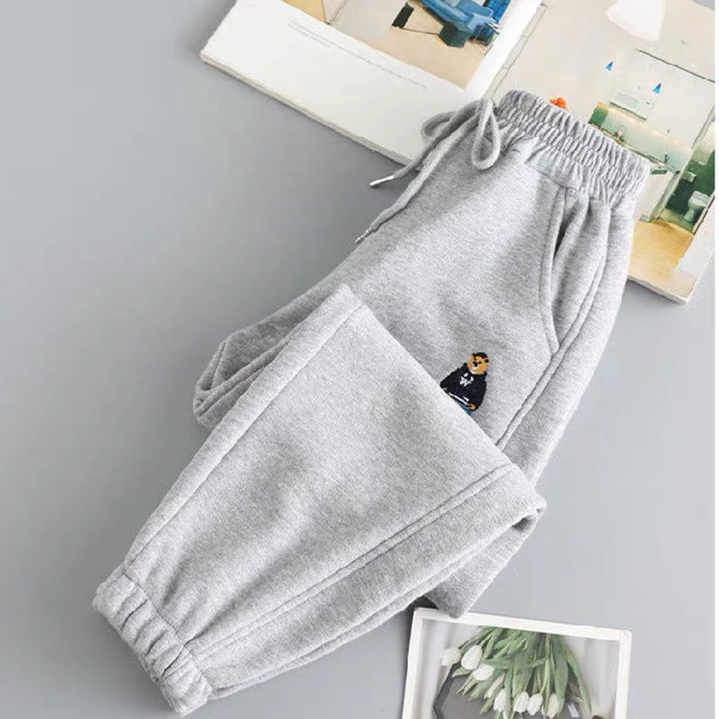 Quần nỉ thêu Gấu W bo unisex xuongmayanhthu269👉  Jogger thun trơn cạp chun dáng rộng nam nữ HOT
