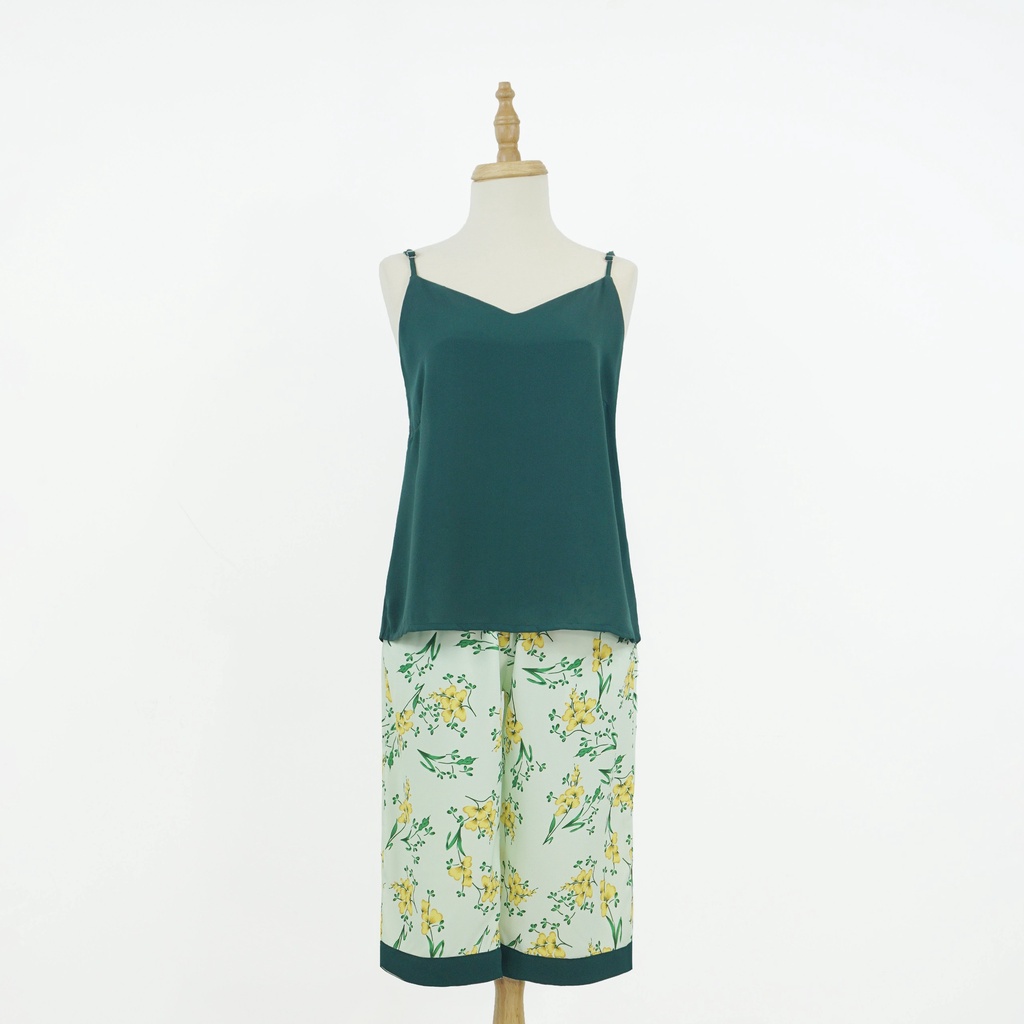 [Mã LTP50 giảm 50K đơn 150K] FEMEI Đồ bộ mặc nhà áo 2 dây quần lửng | BigBuy360 - bigbuy360.vn