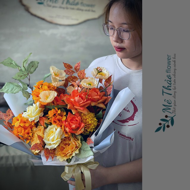 [Ảnh shop chụp] Bó Hoa Hồng Giả Mix Chất Liệu Lụa Dùng Làm Quà Tặng, Decor Trang Trí Shop Mê Thảo Flower