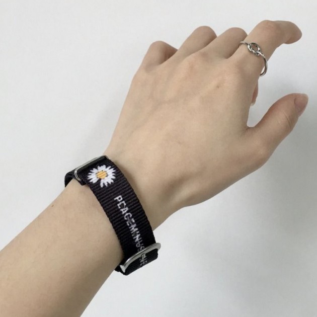 [Mã FAJGT8 giảm 15% đơn 99K] Vòng Tay Hoa Cúc HOT TREND - cho cả nam lẫn nữ đeo | BigBuy360 - bigbuy360.vn