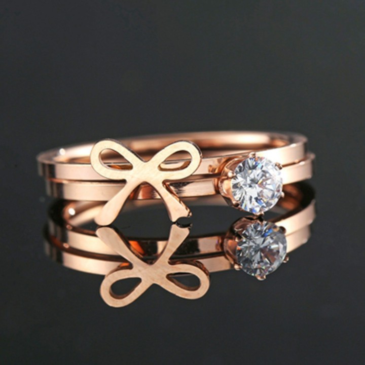 Bộ 2 Nhẫn Nữ Titan Không Đen TT 1357